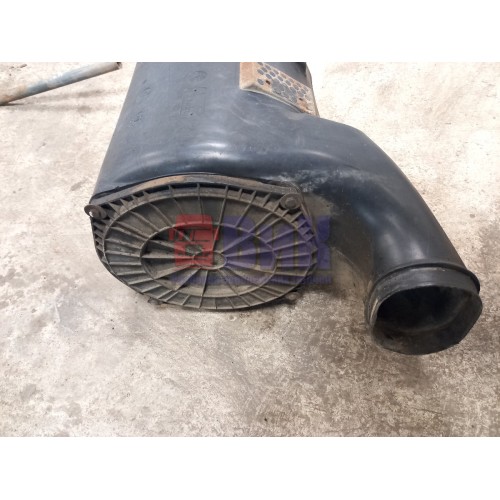 Корпус воздушного фильтра Volvo FH 138807 с патрубком (630)-3