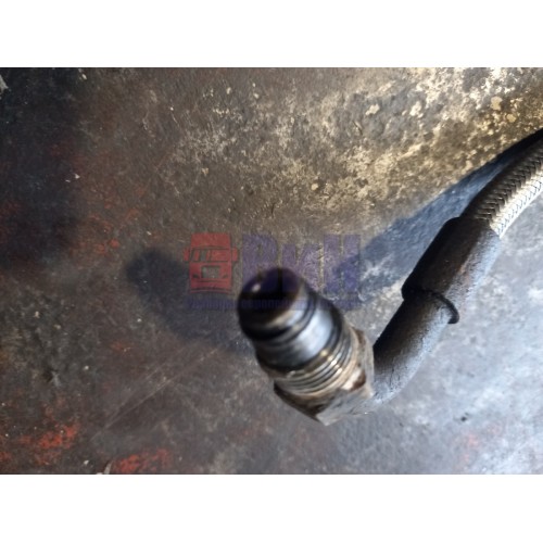 Шланг подачи масла в турбину Volvo D12 (127)-3