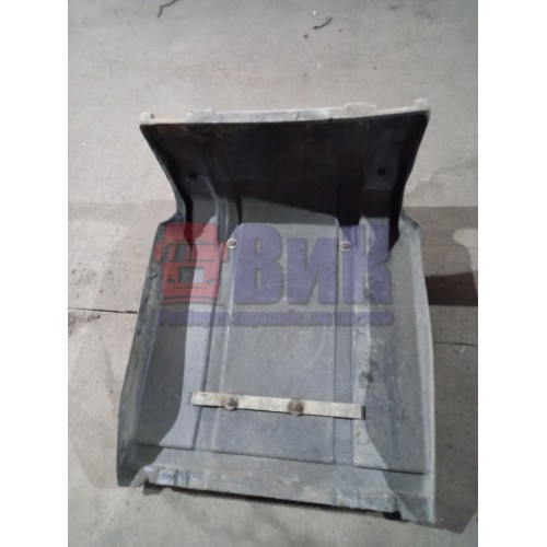 Крышка ящика АКБ Renault Magnum MACK (202)