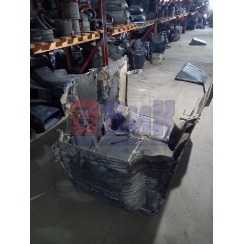 Пыльник двигателя DAF 95 большой деф. (058)-5