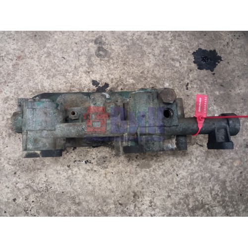 Корпус масляных фильтров Volvo FH D12C 138807 (167)