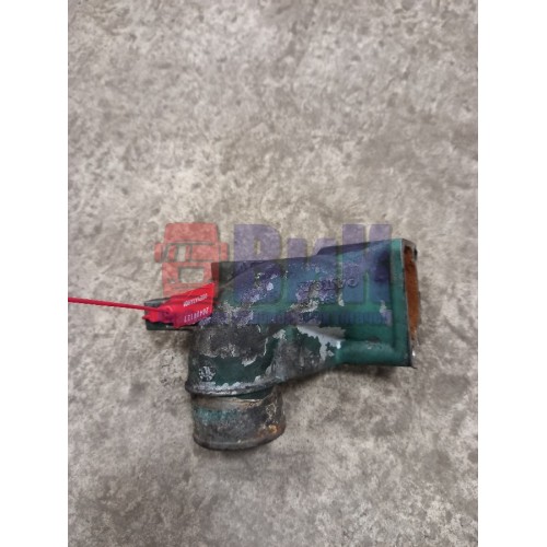 Фланец системы охлаждения Volvo FH 138807 D12C (127)