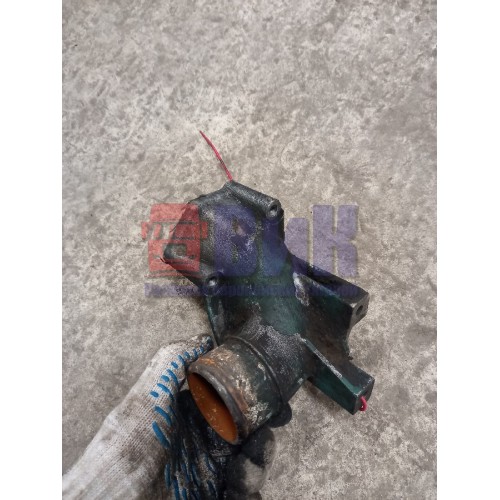 Фланец системы охлаждения Volvo FH 138807 D12C (127)-1