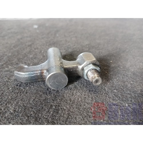 Перемычка клапанов (траверса) Volvo D12C/D12A (024) * -2