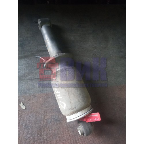 Подушка под кабину Renault T-серия задняя (744)