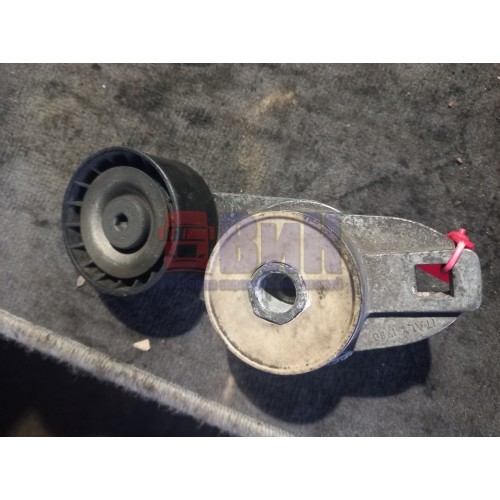 Ролик натяжной Volvo D13A (808)-2