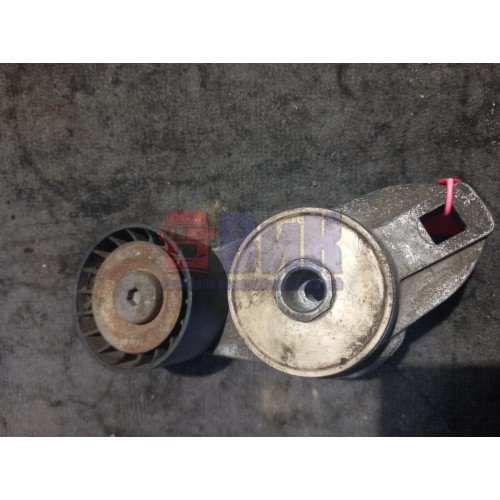 Ролик натяжной Volvo D13A (807)-1