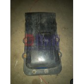 Крышка электроразъемов кабины Renault Premium (137)