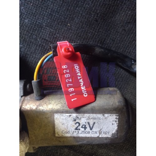 Моторчик стеклоподъемника Renault Premium RH (928)-2