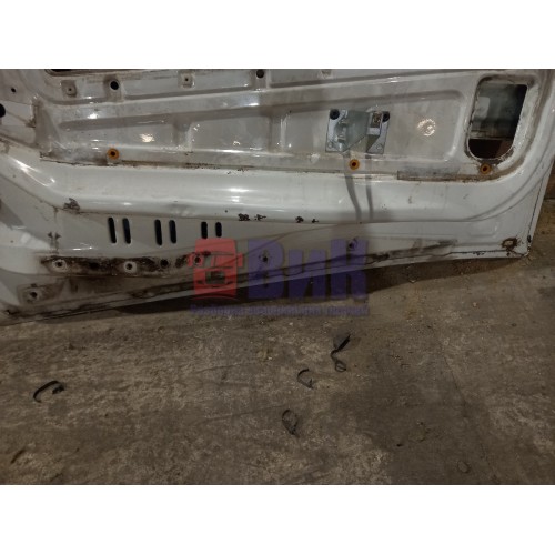 Каркас двери Volvo FH 138807 с петлями RH ( с деф.) (011)-5