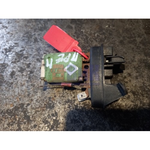 Реостат отопителя (печки) Renault Premium (419)