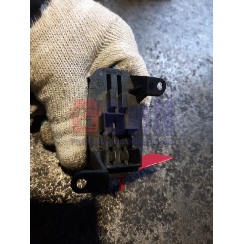 Реостат отопителя (печки) Renault Premium (422)-2