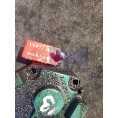 Топливный насос низкого давления (ТННД) Volvo D13A (266)-2