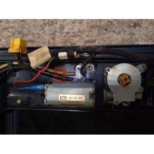 Люк Scania R HPI 596273 элетрический в сборе с блоком и моторч. (134)-2