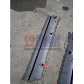 Накладка на стойку лобового стекла Renault Magnum Mack внутренняя RH (699)