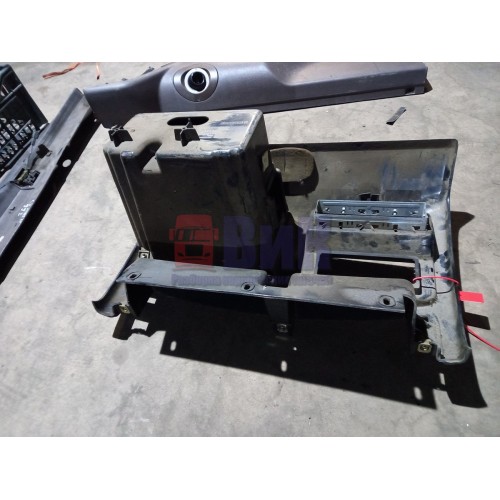 Часть торпедо Renault Magnum Mack (655)-2