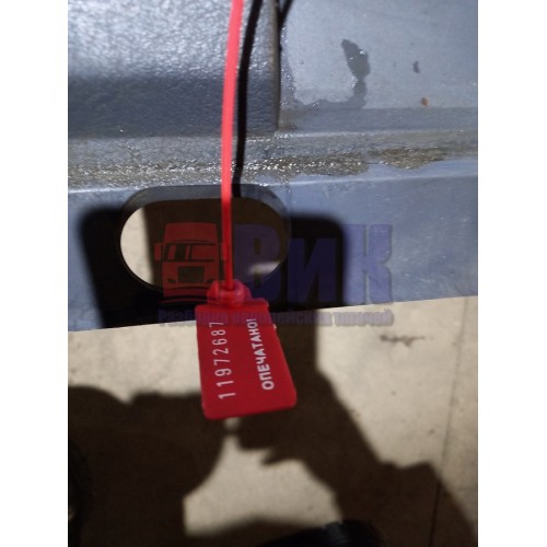 Часть торпедо Renault Magnum MACK бардачок RH (687)-3