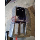 Часть торпедо Renault Magnum центральная бардачок (689)