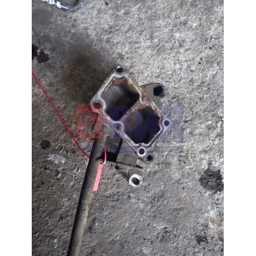 Фланец системы охлаждения Scania P340 PDE 626321 в сборе (512)-1