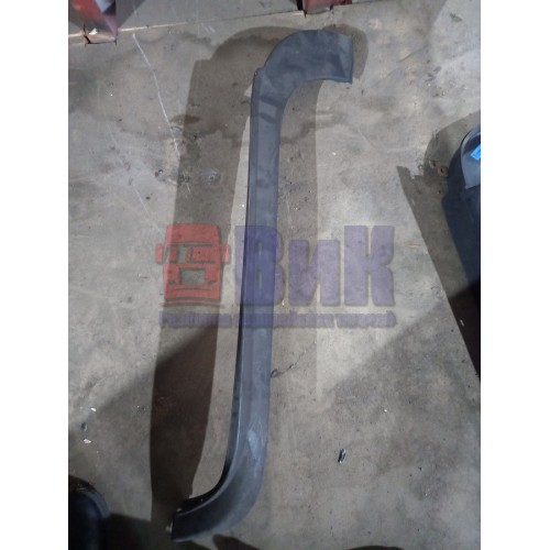 Накладка на стойку стекла Mercedes наружняя LH (062)-2