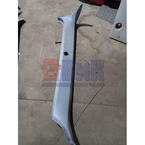 Накладка на стойку лобового стекла Mercedes внутренняя LH (053)