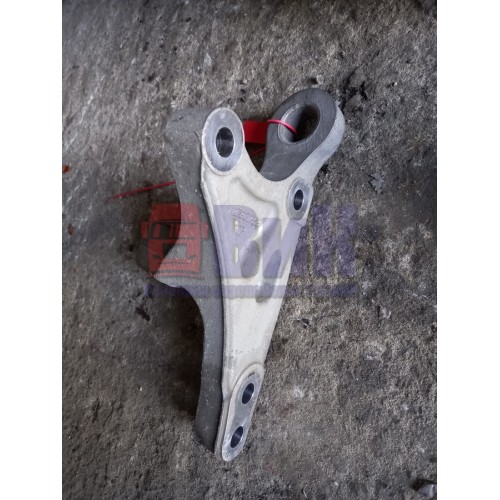 Кронштейн двигателя Renault TS задний LH (593)-1