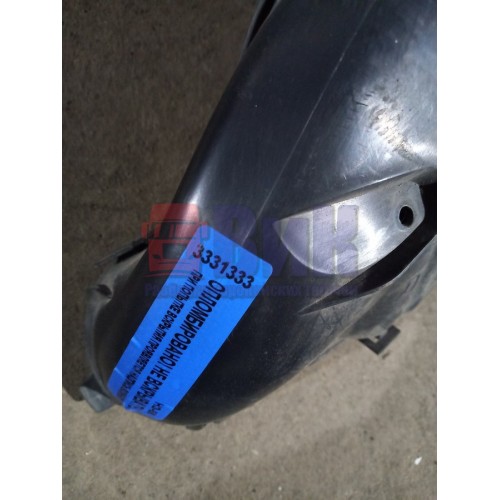 Дефлектор обшивки двери Mercedes RH (333)-2