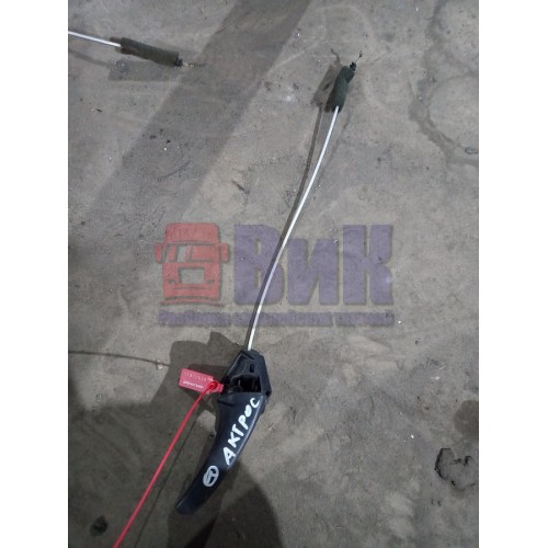 Ручка открывания двери Mercedes внутренняя с тросиком RH (530)