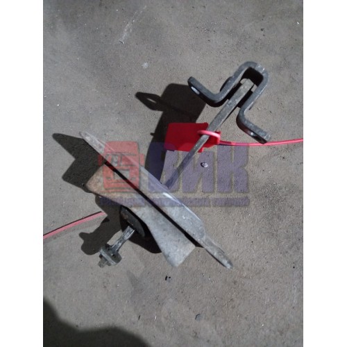 Ограничитель двери Mercedes (509)-3