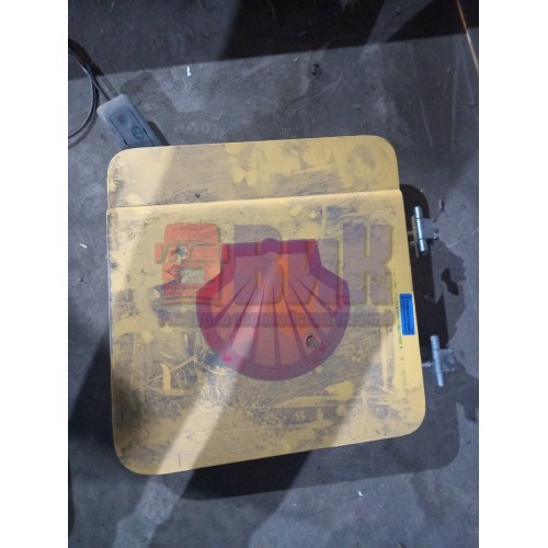 Крышка инструментального ящика Mercedes с петлями (046)