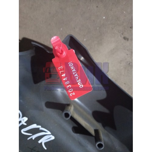 Часть кожуха рулевой колонки Mercedes (473)-1