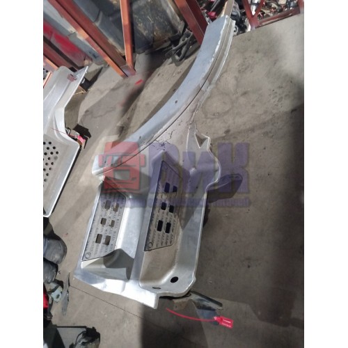 Подножка основная Mercedes Actros RH (455)-4