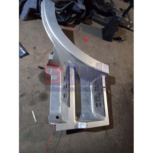 Подножка основная Mercedes Actros LH (442)