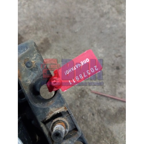 Кронштейн противотуманной фары DAF 105 926172 RH в сборе с фарами (с деф.) (911) -1