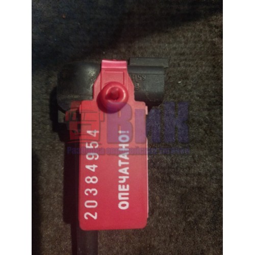 Датчик уровня охлаждающей жидкости Scania 4 (954)-1