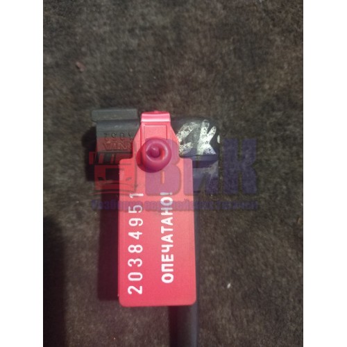 Датчик уровня охлаждающей жидкости Scania 4 (951)-2