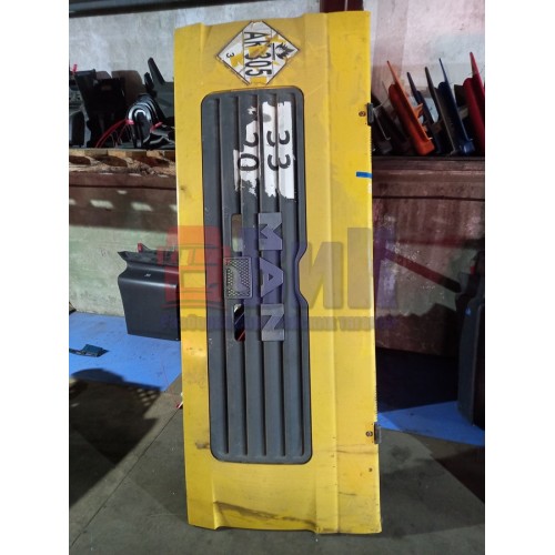 Капот MAN TGA ш.к. с петлями (027)