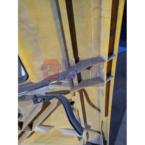 Капот MAN TGA ш.к. с петлями (027)-3