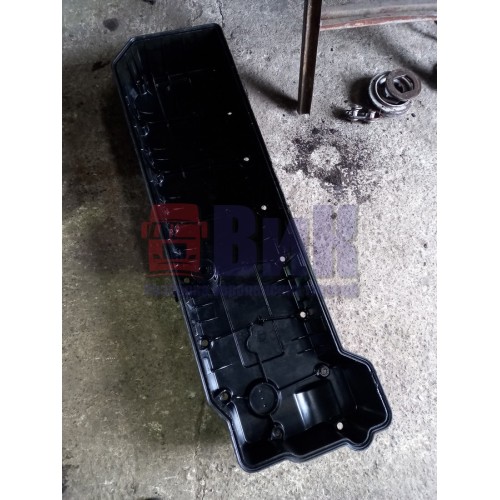 Крышка клапанная Renault DXI 12 (711)-1