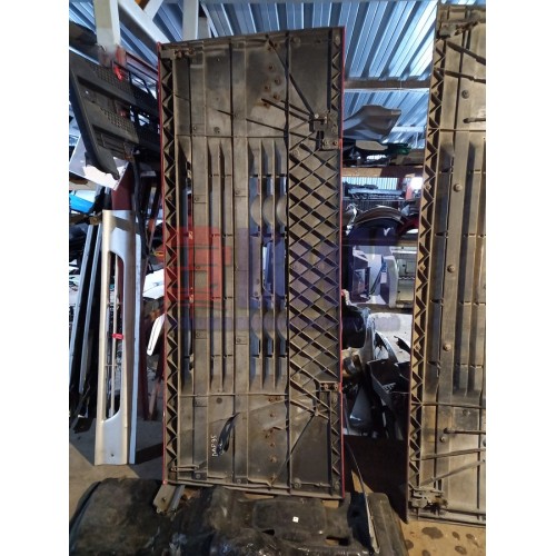 Капот DAF 95 E3 (725)-1