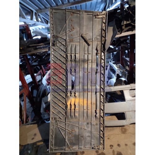 Капот DAF 95 E3 деф. (734)-1