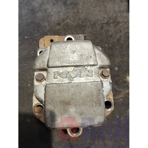 Ось коромысел MAN TGA D2876 LF 12 480лс 009862 с крышкой (588)-1