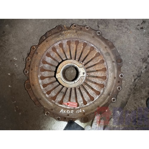 Корзина сцепления Mercedes Actros с выжимным (043)-1