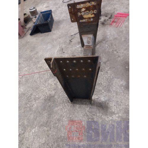 Траверса Renault Premium 001728 задняя (658)-2