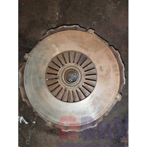 Корзина сцепления DAF 105/95 с выжимным (034)