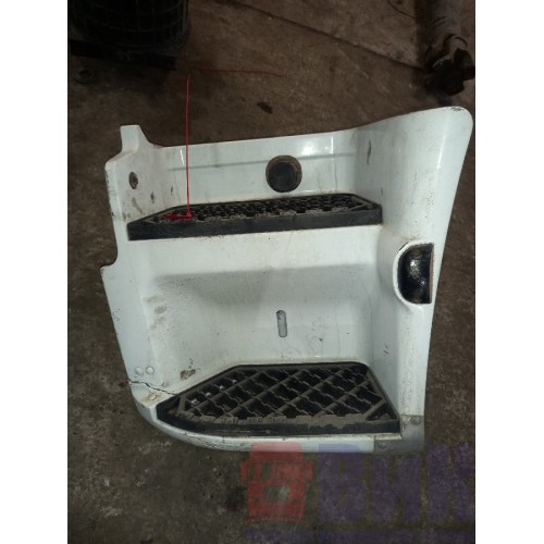 Подножка нижняя Renault Premium 001728 двойная с крон-ом и бачком омывателя деф. LH (619)