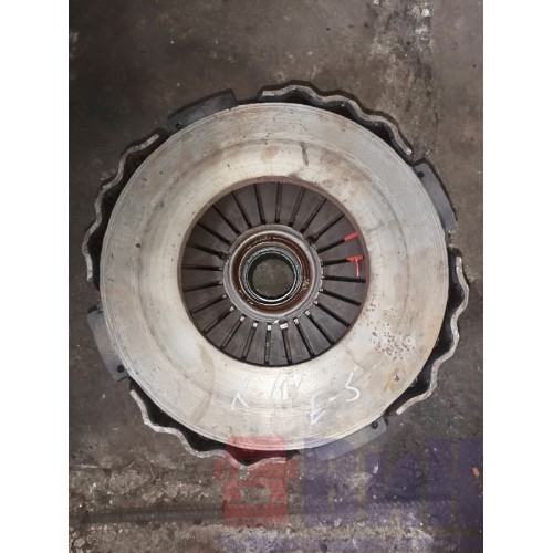 Корзина сцепления Iveco Stralis/Cursor 10 с выжимным (699)