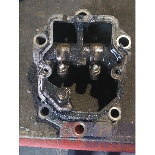 Проставка ось рокеров с клапанной крышкой MAN D2876 LF12 (647)-2