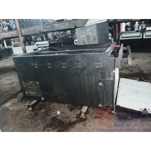 Холодильник Renault Magnum (480)-2