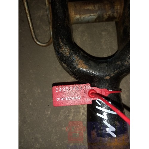 Крюк буксировочный Renault TS 003088 (451)-1